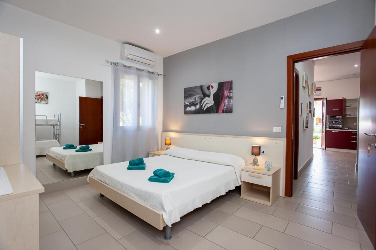 Mivida "Le Stanze Di Ada" Bed & Breakfast San Teodoro  Exterior foto