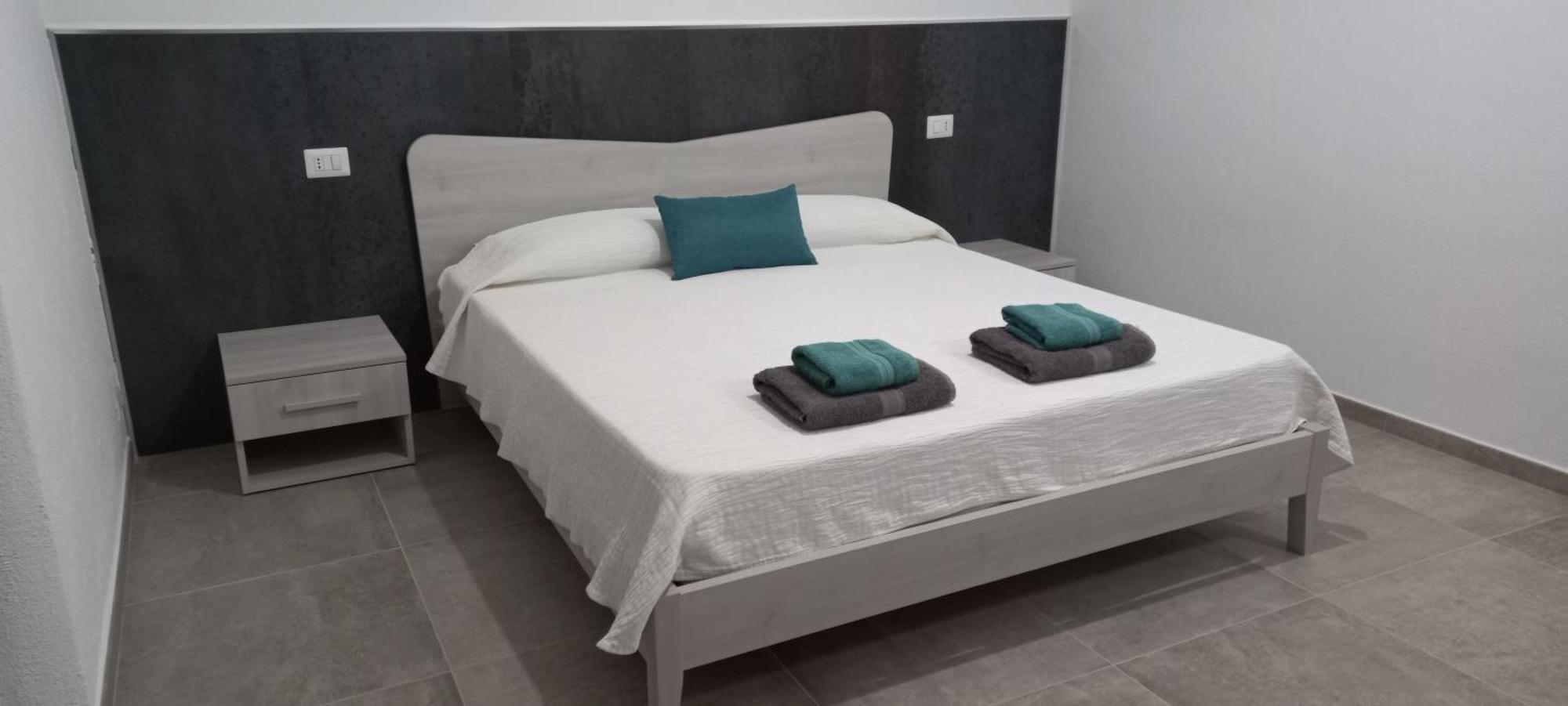 Mivida "Le Stanze Di Ada" Bed & Breakfast San Teodoro  Cameră foto