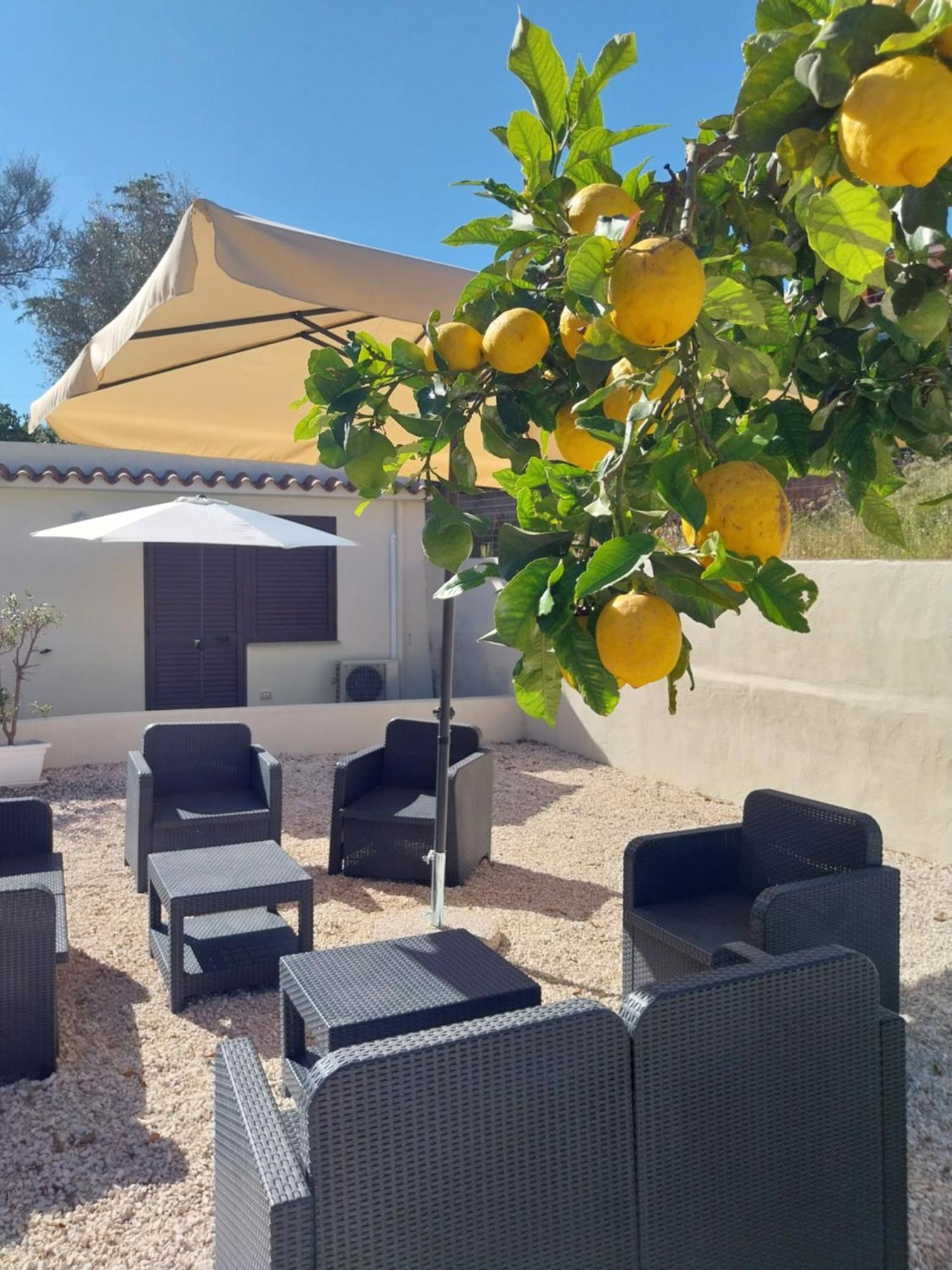 Mivida "Le Stanze Di Ada" Bed & Breakfast San Teodoro  Exterior foto