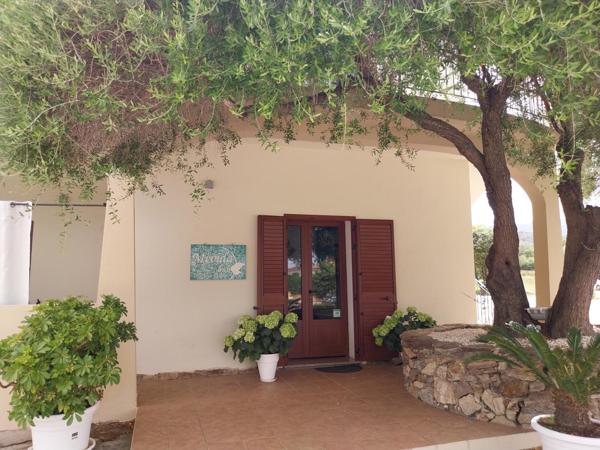 Mivida "Le Stanze Di Ada" Bed & Breakfast San Teodoro  Exterior foto